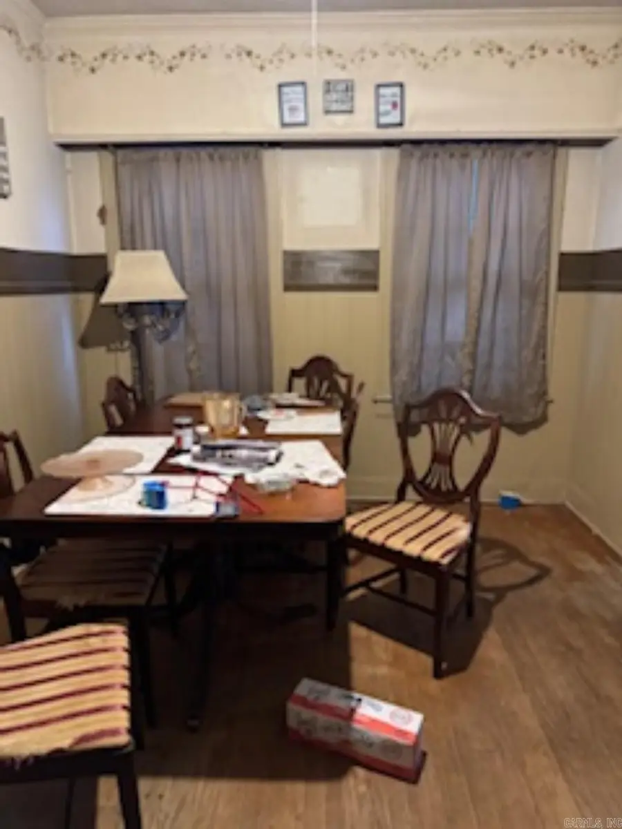 916 Clifton St, Camden, AR 71701 - #3