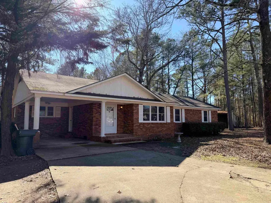 186 E Pierce St, Crossett, AR 71635 - #2