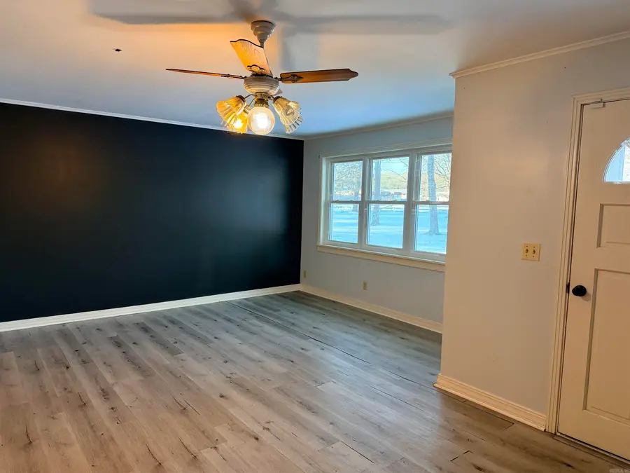 186 E Pierce St, Crossett, AR 71635 - #3