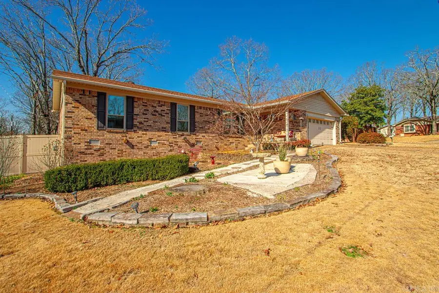 25 Daniel Drive, Sherwood, AR 72120 - #3