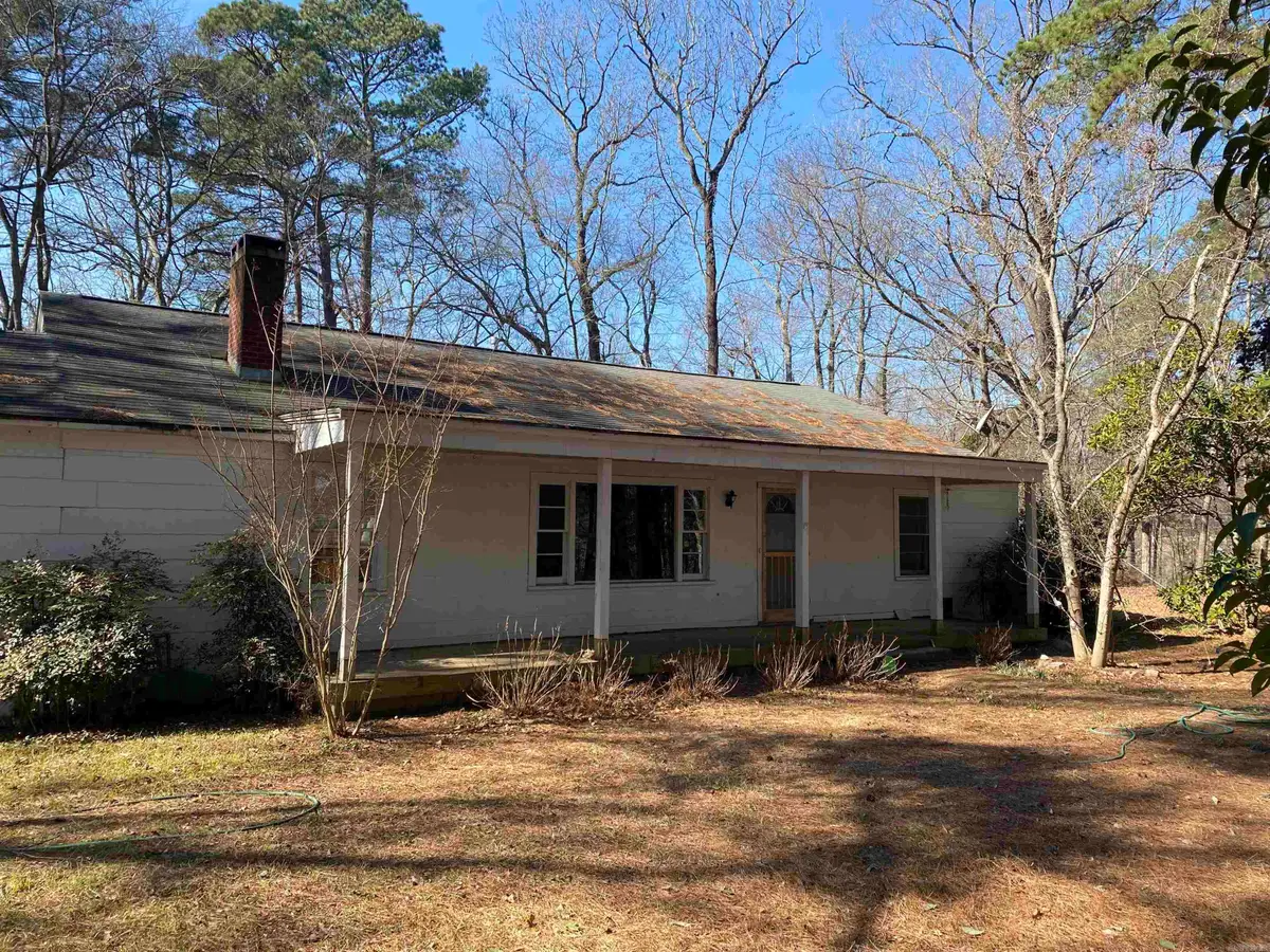 1009 and 1011 Country Club Road, Arkadelphia, AR 71923 - #1