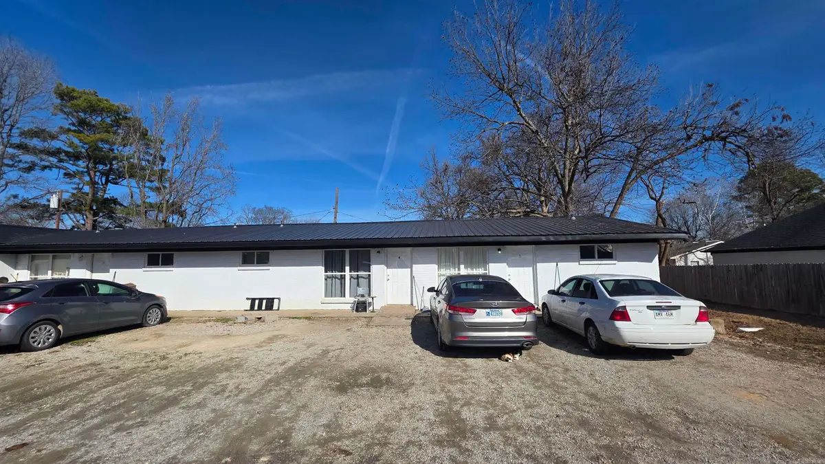 1311 S 8th St, Paragould, AR 72450 - #1