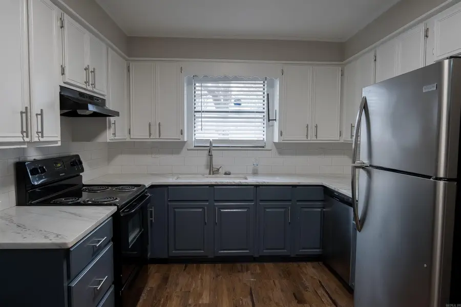 408 W 4th St, North Little Rock, AR 72114 - #3