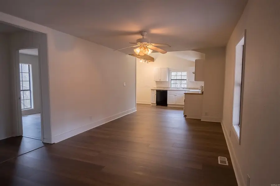 4616 Edison Ave, Bauxite, AR 72011 - #2