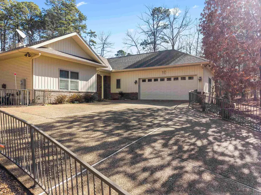 10 Marbella Lane, Hot Springs Village, AR 71909 - Image #2
