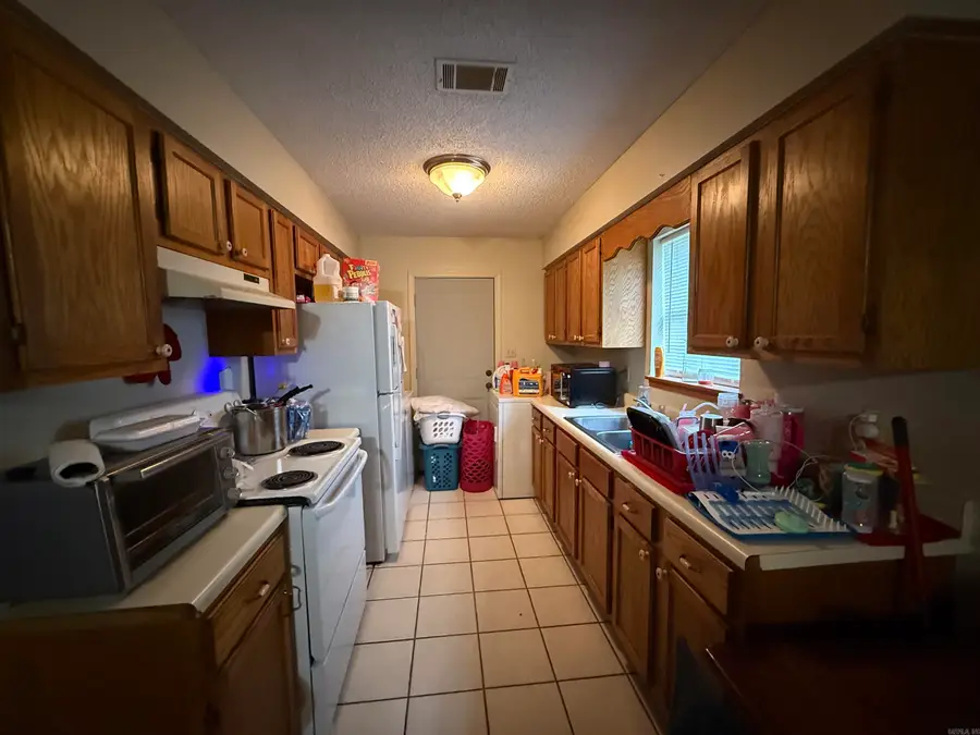 709 & 711 S Pine Street, Hope, AR 71801 - #3