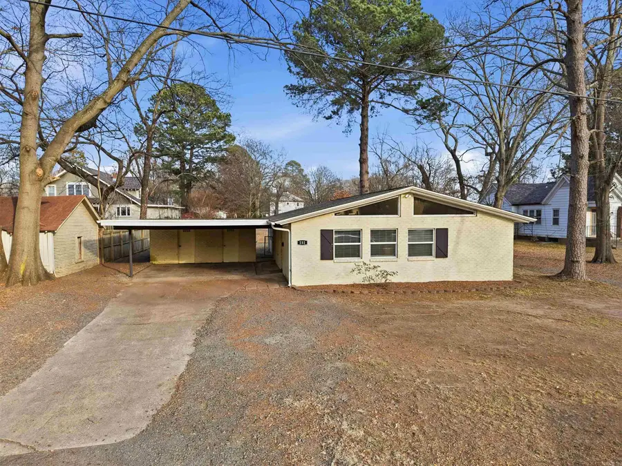 232 Mitchell St, Conway, AR 72034 - #2