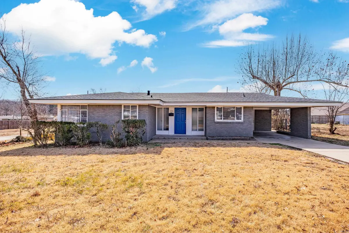 106 Kansas Avenue, North Little Rock, AR 72118 - #1