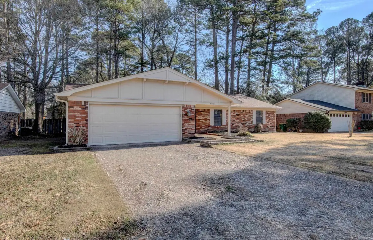 9715 Grapevine Dr, Little Rock, AR 72210 - #1