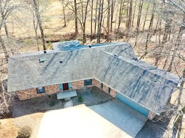 9 Alcantara Lane, Hot Springs Village, AR 71909