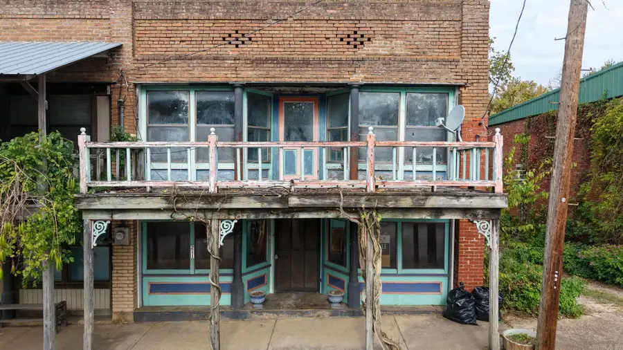 211 Oak, Leslie, AR 72645 - #2