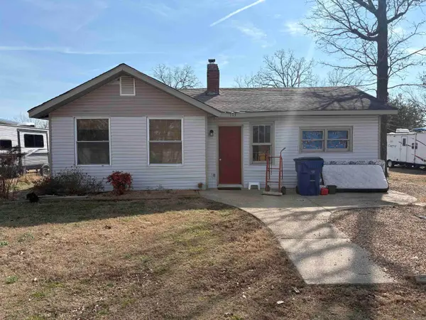 103 Oak Street, Bull Shoals, AR 72619