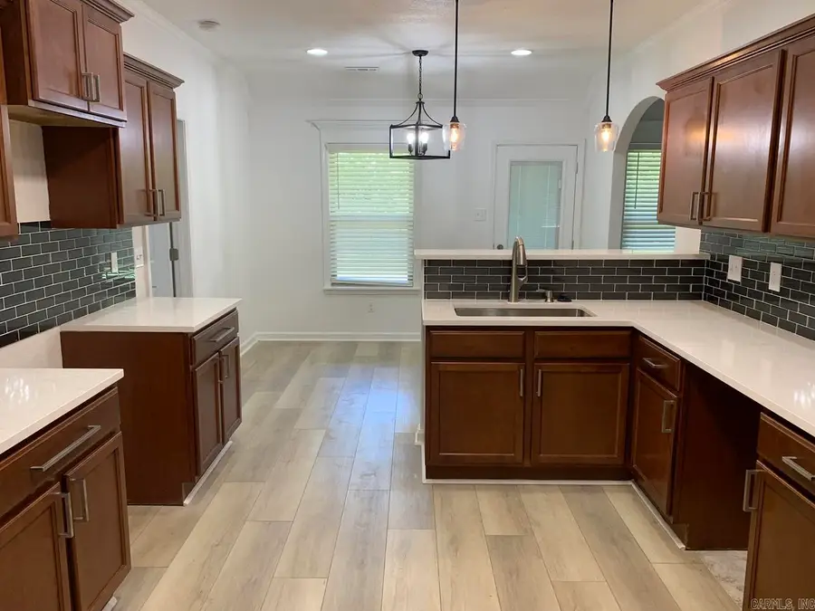 102 Wildflower Dr, Beebe, AR 72012 - #2