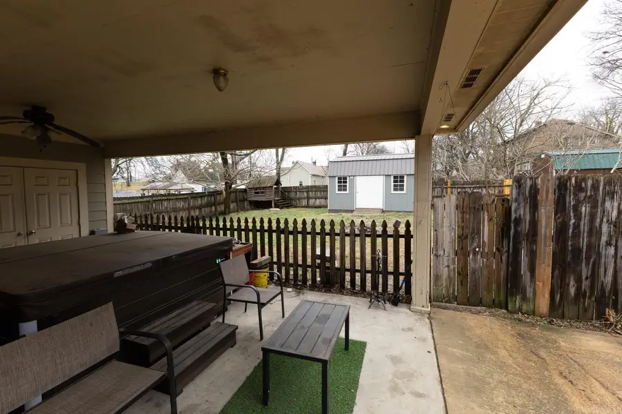 447 S Broad Street, Batesville, AR 72501 - #3