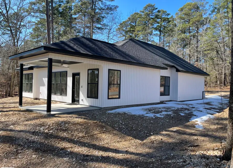 42 Tomelloso Way, Hot Springs Village, AR 71909 - #2