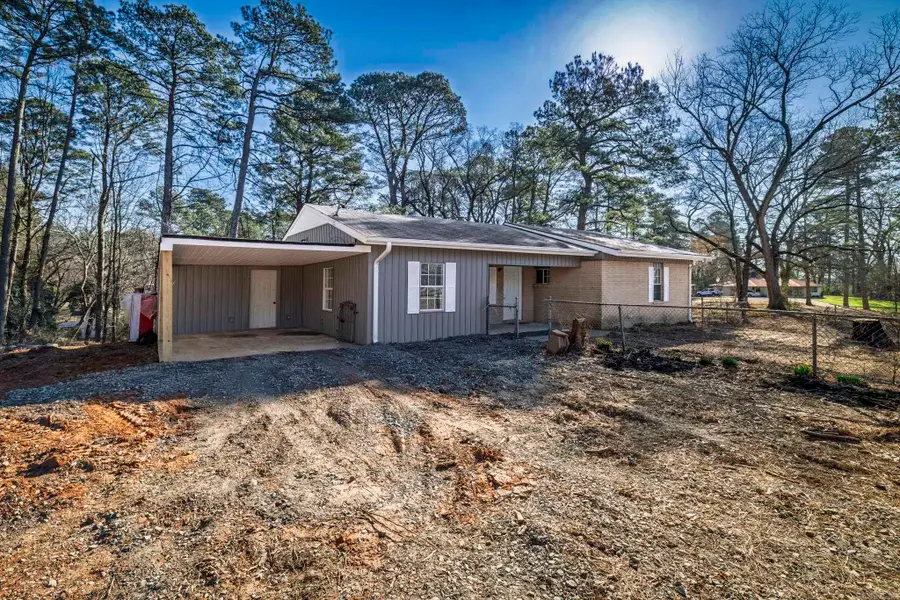 1014 N 10th Street, Arkadelphia, AR 71923 - #2