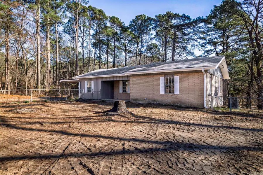 1014 N 10th Street, Arkadelphia, AR 71923 - #3