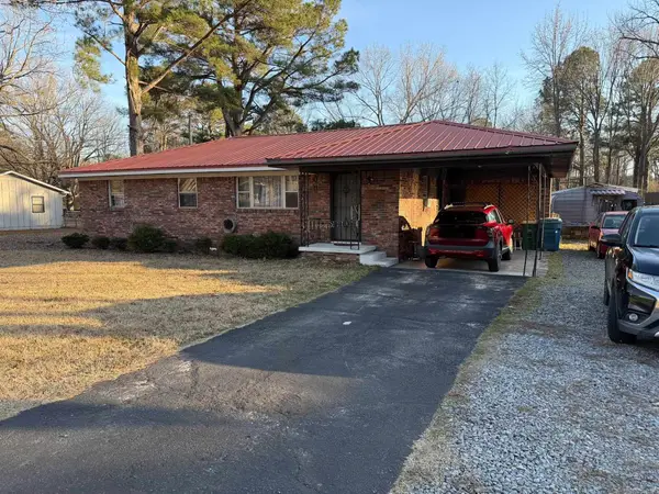 9 Caylor Lane, Little Rock, AR 72209