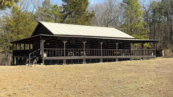 1585 Knob Creek Road, Melbourne, AR 72556