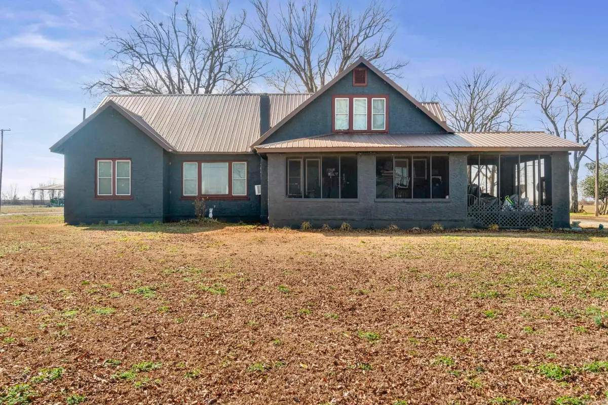 1108 County Road 811, Earle, AR 72331 - #1