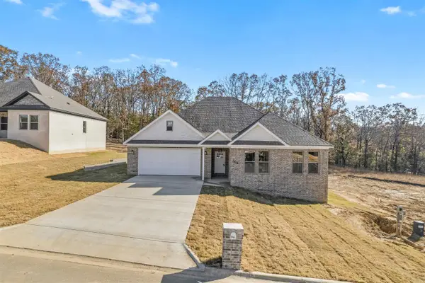 504 Madeleine, Austin, AR 72007