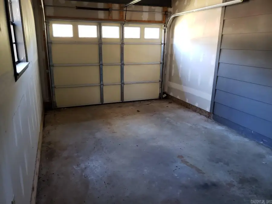 5517 Granby Rd, North Little Rock, AR 72118 - #2