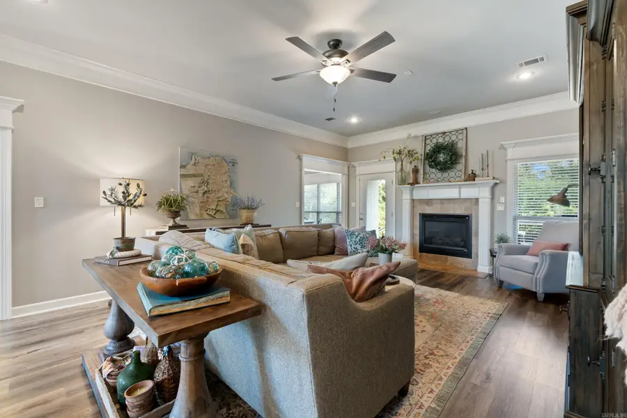 11 E Chateau Estates, Greenbrier, AR 72058 - #3