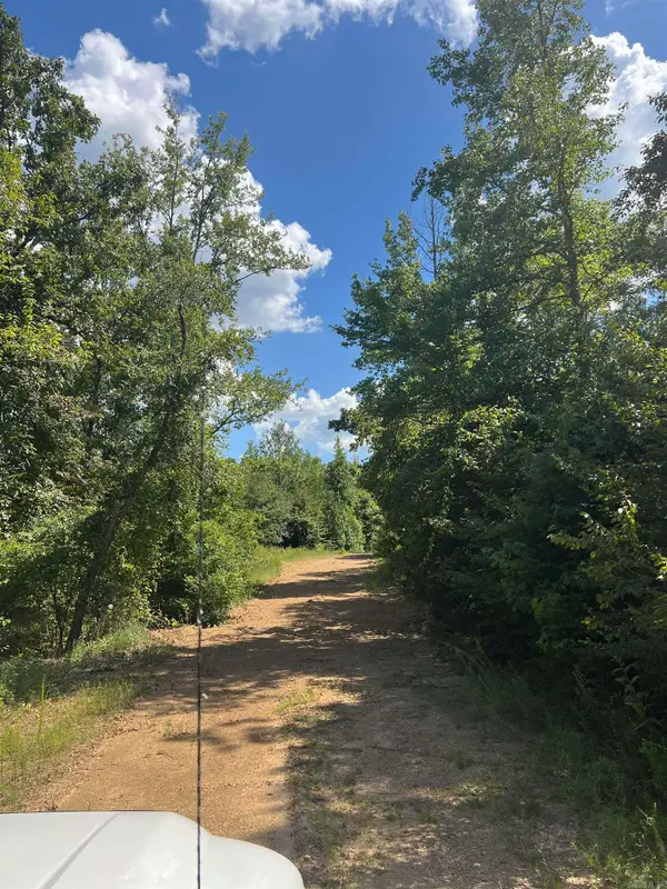 xx John Ashley, Amity, AR 71921