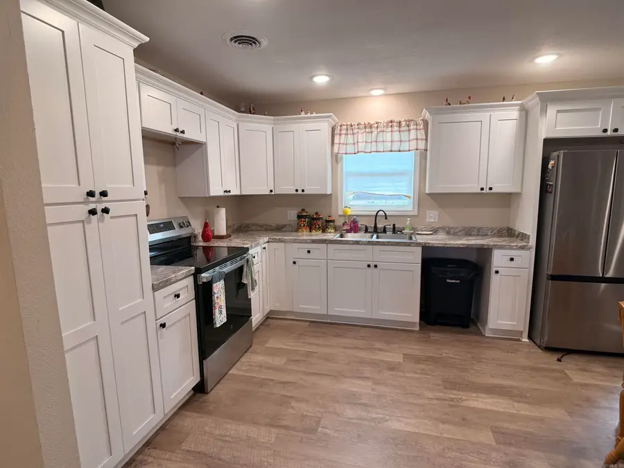 816 E 7th Street, Rector, AR 72454 - #3