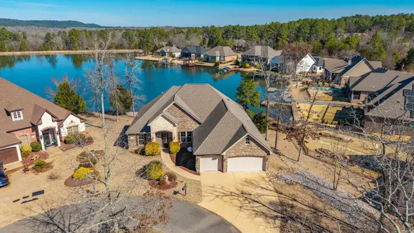 6 Gandia Place, Hot Springs Village, AR 71909