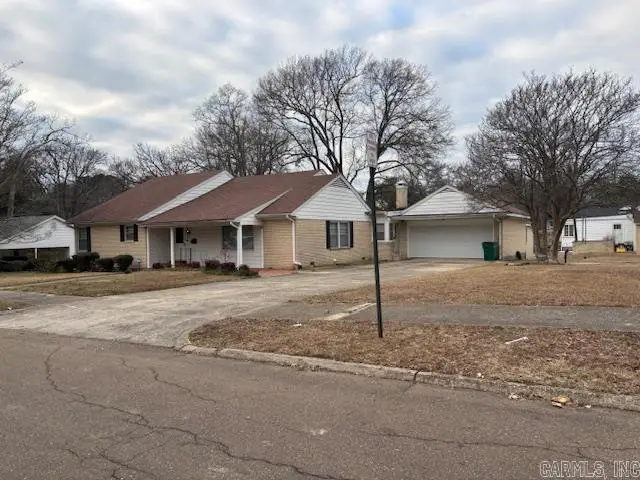 1106 Combs St, El Dorado, AR 71730 - #2