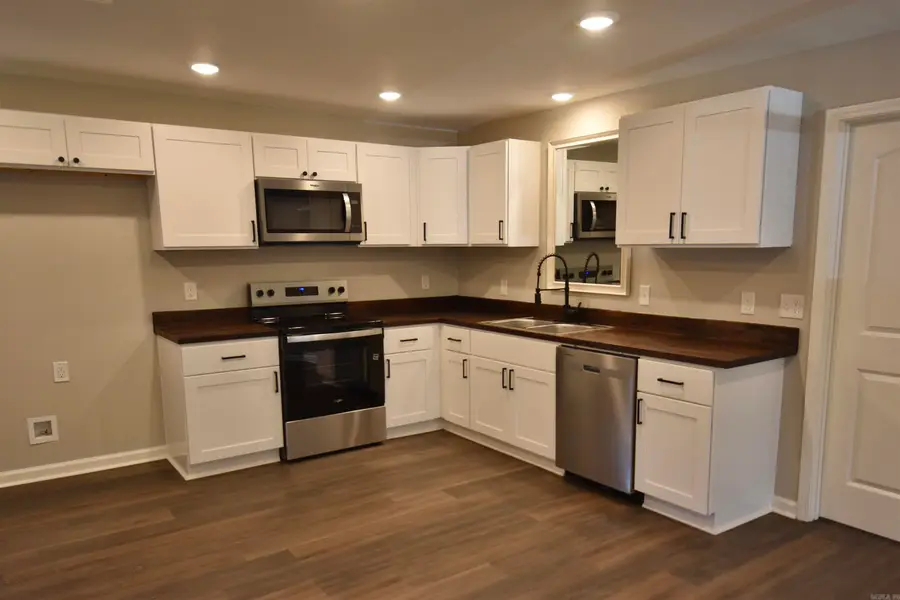 1606 Fg Jones Road, Malvern, AR 72104 - #3