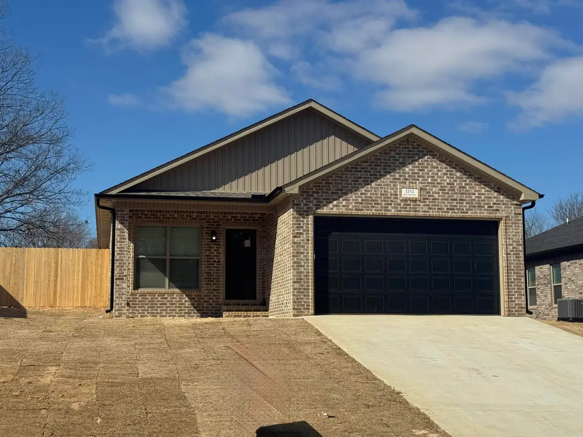 2312 Rector Rd, Paragould, AR 72450 - #1