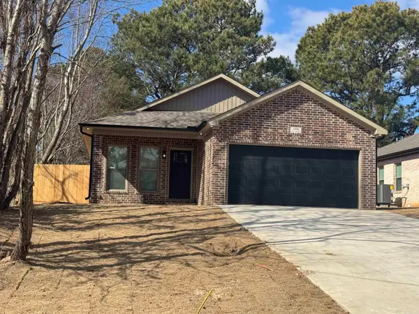 2304 Rector Rd, Paragould, AR 72450