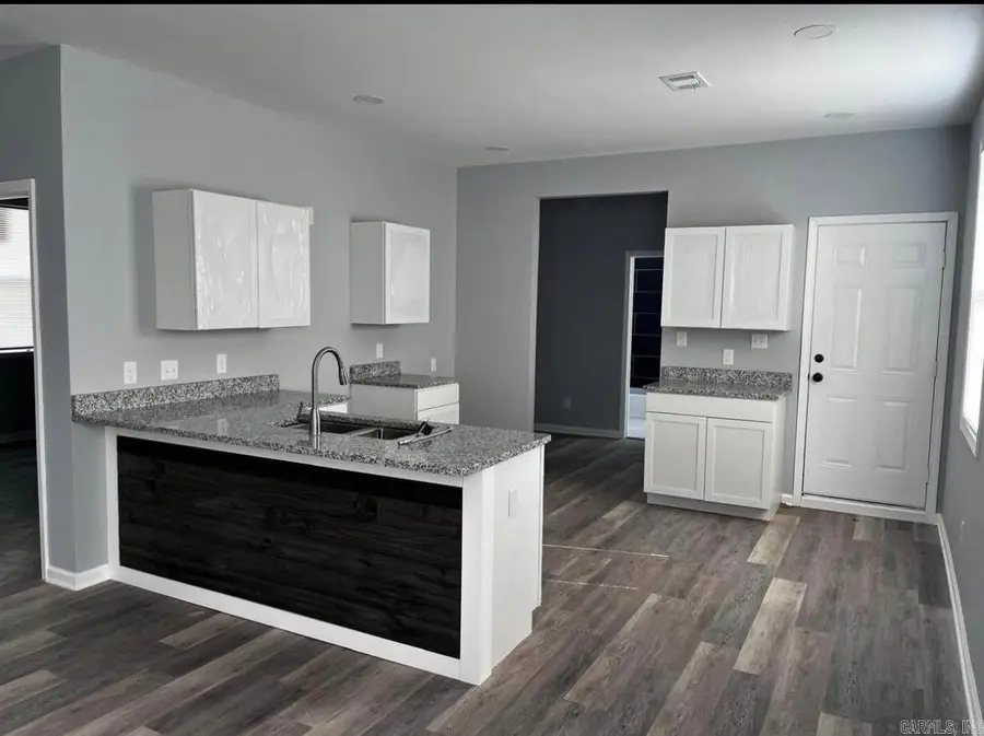 4311 W 24th Street, Little Rock, AR 72204 - #3