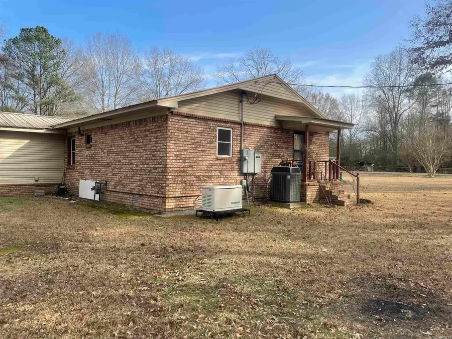 1107 Joanne Dr., White Hall, AR 71602 - #3