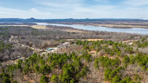 14000 Mountain River Drive, North Little Rock, AR 72113