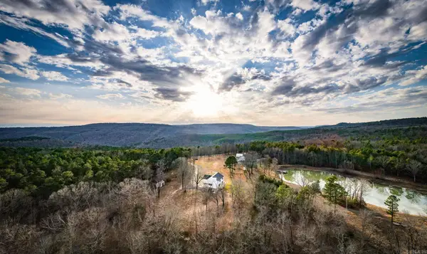 3295 Oyler Road, Clinton, AR 72031