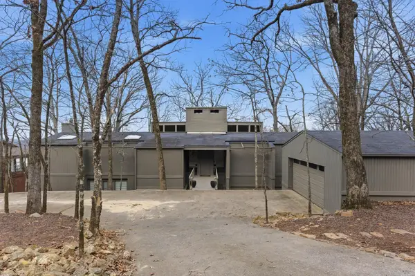 9 Timberlake Drive, Little Rock, AR 72202