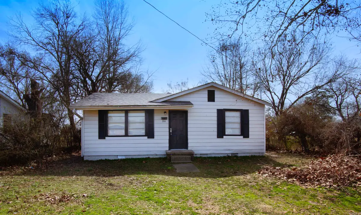 914 E 17th Street, North Little Rock, AR 72114 - #1