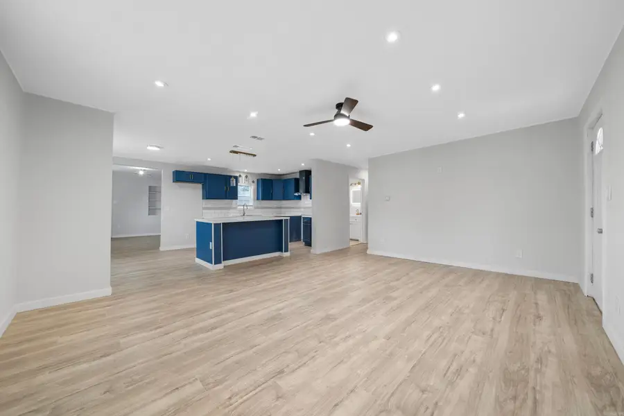 1304 Peach Street, Hope, AR 71801 - #3