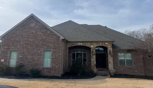 14025 Overcreek Pass, Little Rock, AR 72211