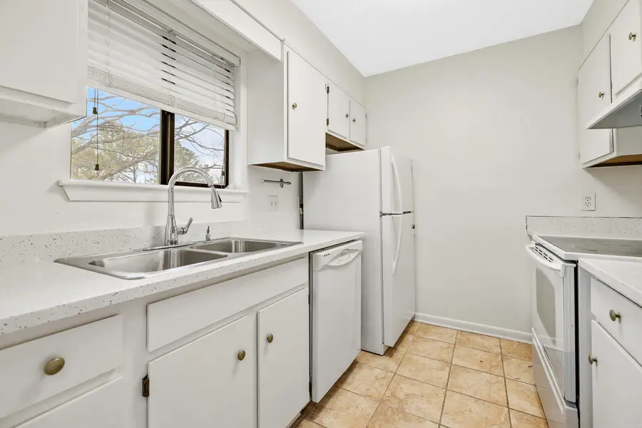 500 Green Mountain Circle, Little Rock, AR 72211 - #2