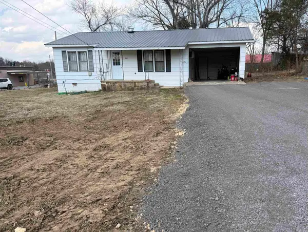 400 W Main Street, Marshall, AR 72650