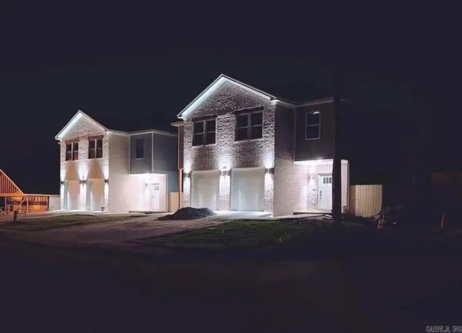 3315 W 15th, Little Rock, AR 72204 - #2