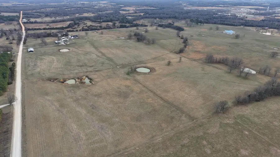 1250 Cutoff Road, Melbourne, AR 72556 - #2