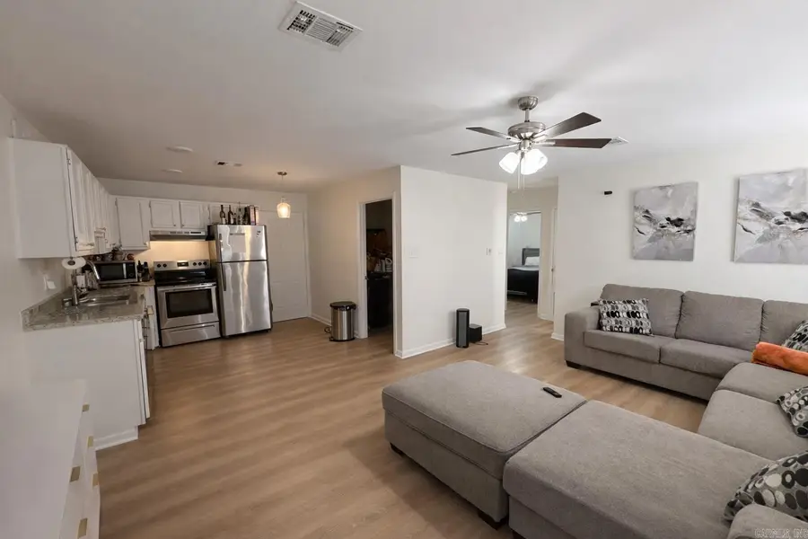 301 E 19th Street, North Little Rock, AR 72114 - #2