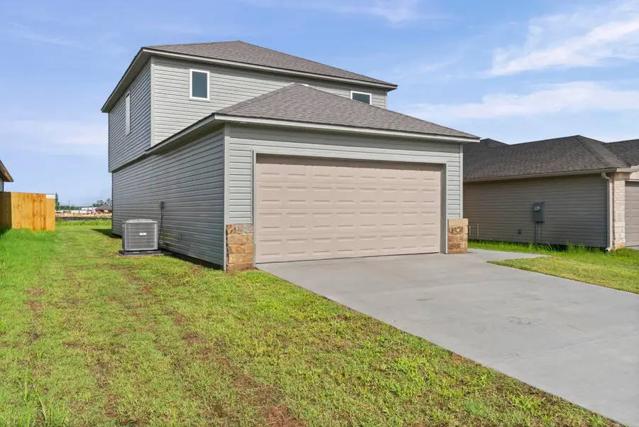 115 Sofia Drive, Maumelle, AR 72113 - #2