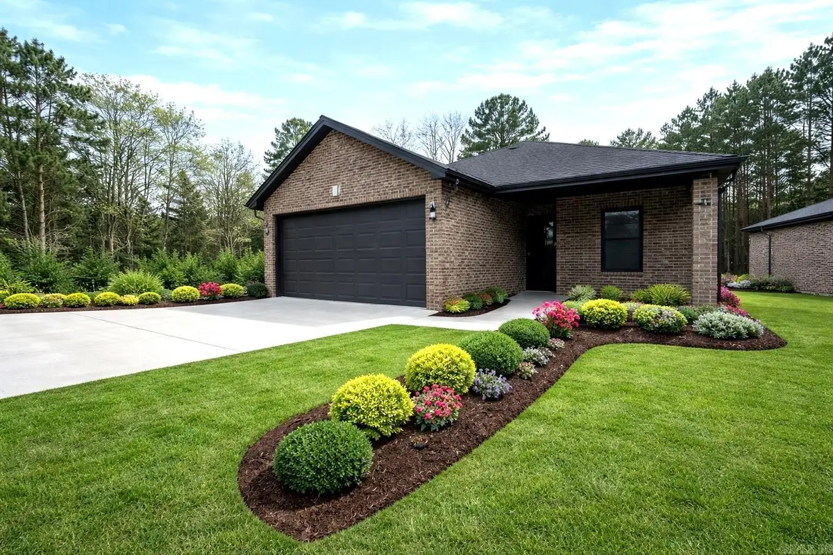 319 N High Street, Heber Springs, AR 72543 - #1