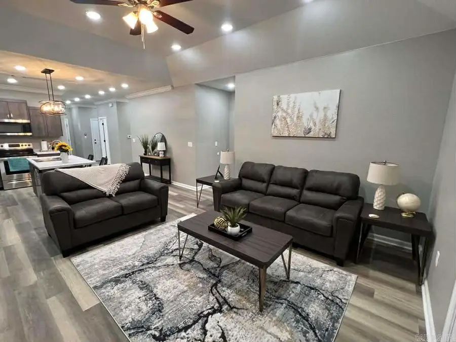 319 N High Street, Heber Springs, AR 72543 - #2